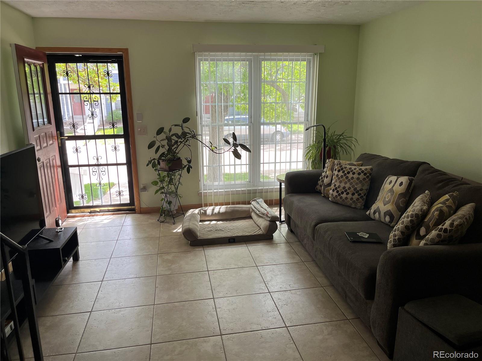 MLS Image #2 for 2285 s jasper way,aurora, Colorado