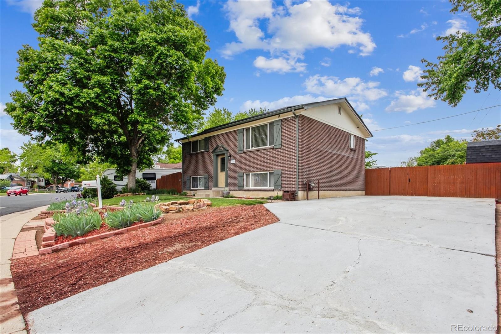 MLS Image #3 for 11855  humboldt drive,northglenn, Colorado