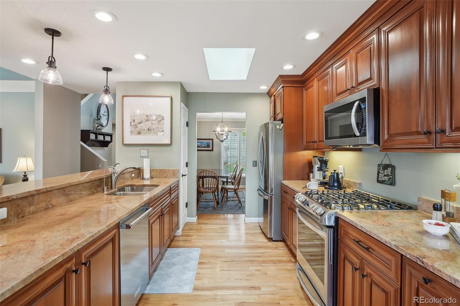 MLS Image #2 for 1582 w briarwood avenue,littleton, Colorado