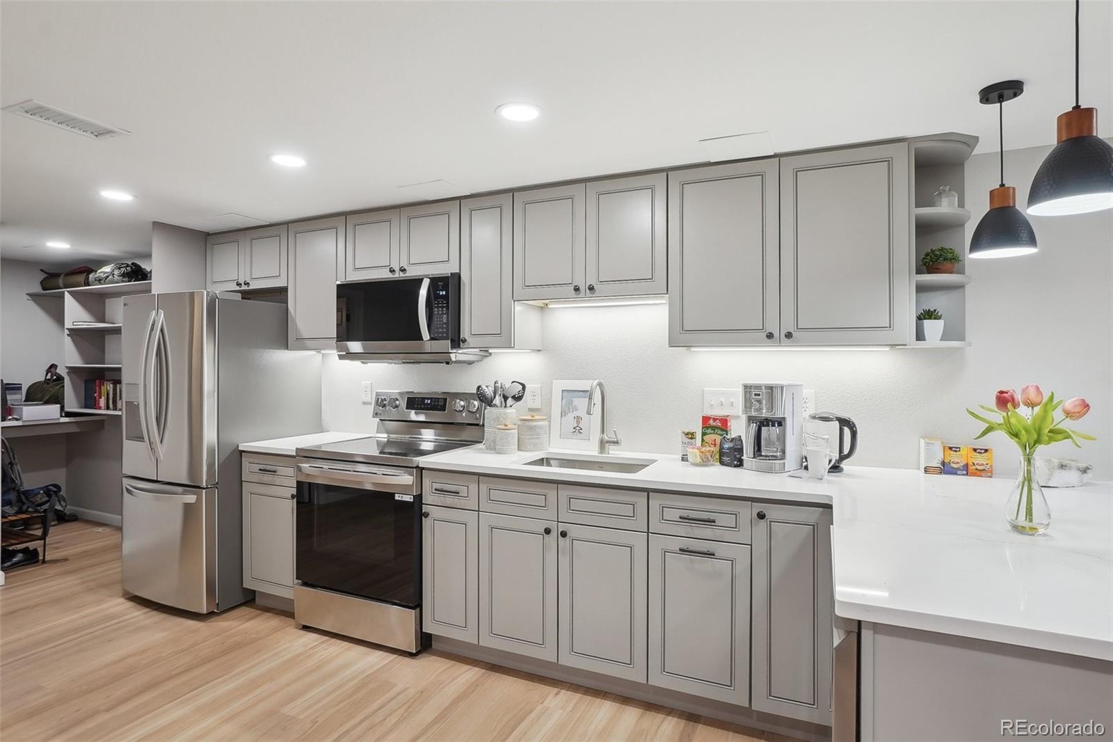 MLS Image #33 for 1582 w briarwood avenue,littleton, Colorado