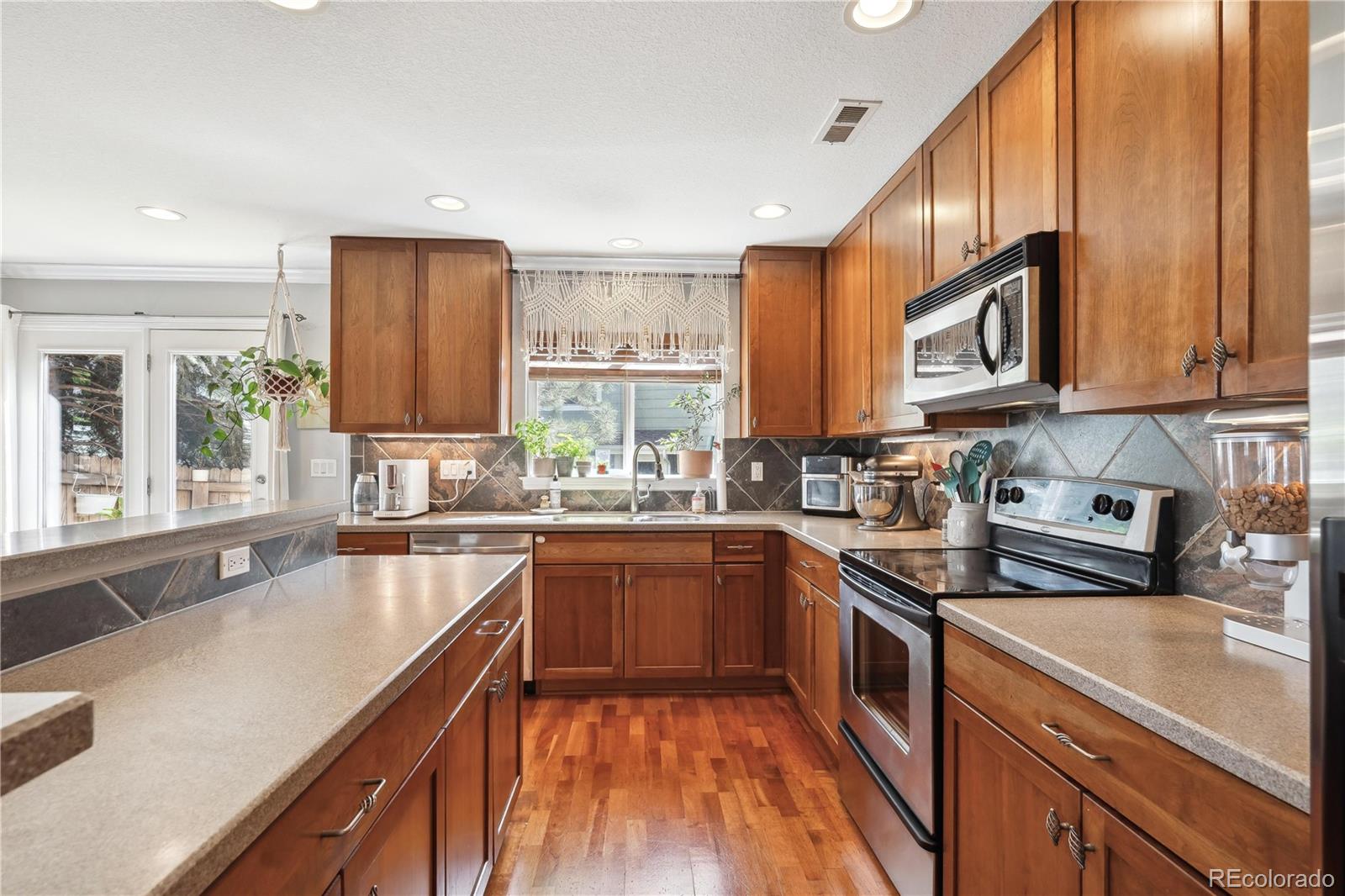 MLS Image #10 for 9066  apache plume drive e,parker, Colorado