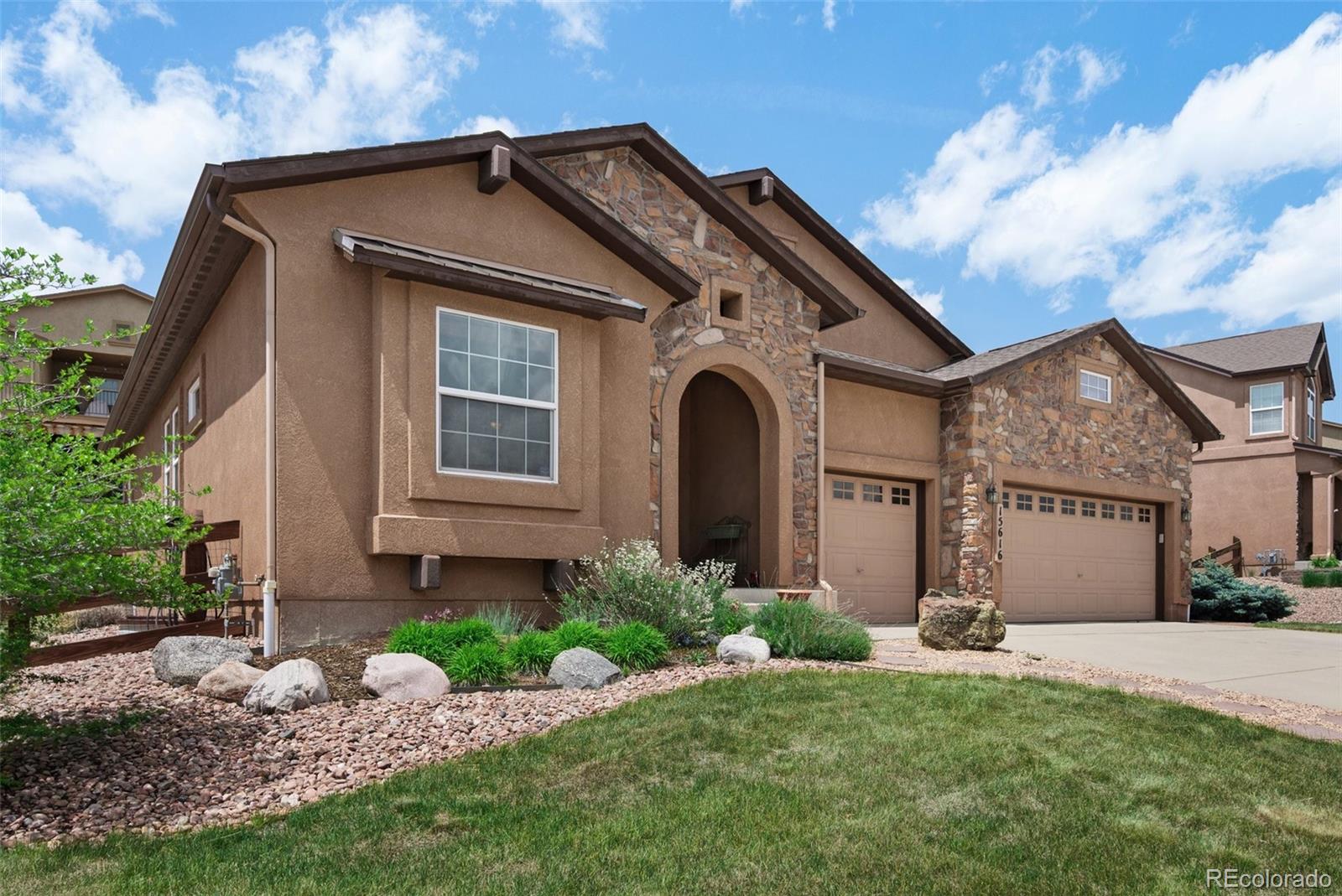 MLS Image #1 for 15616  soo line way,monument, Colorado