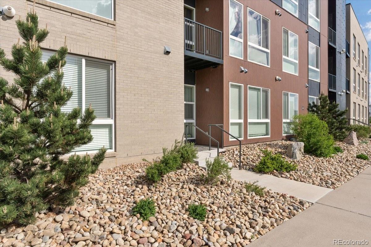 MLS Image #6 for 8475 e 36th avenue,denver, Colorado