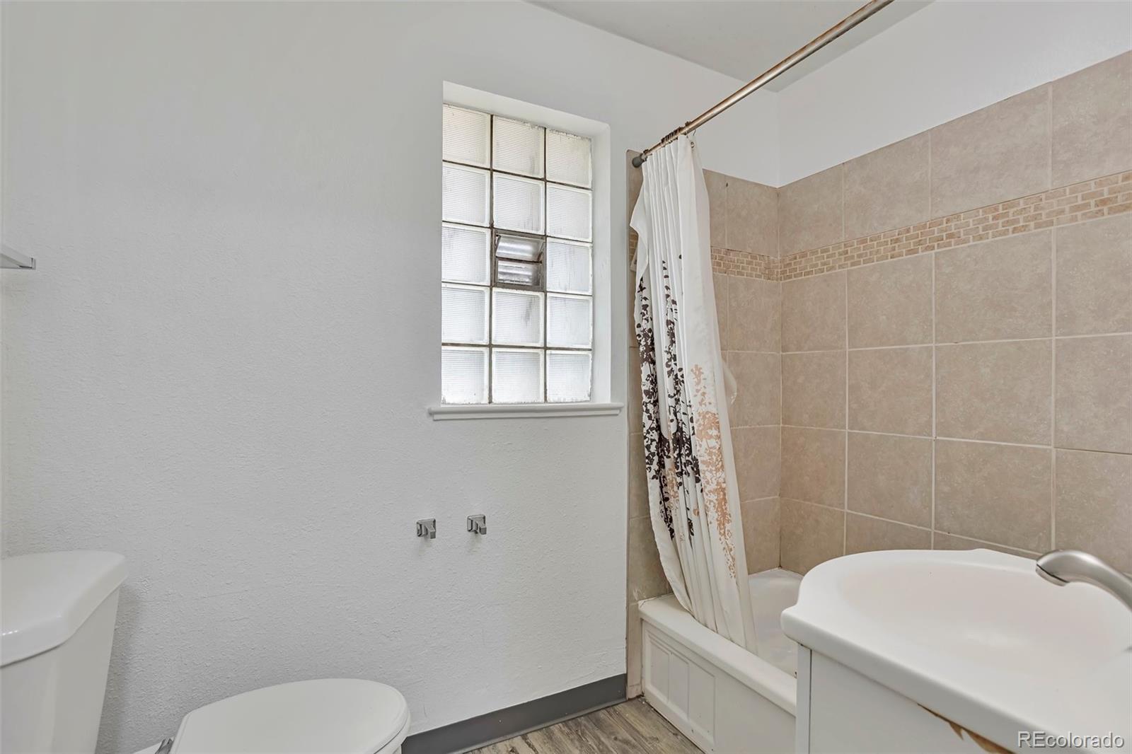 MLS Image #15 for 2955 n gilpin street,denver, Colorado