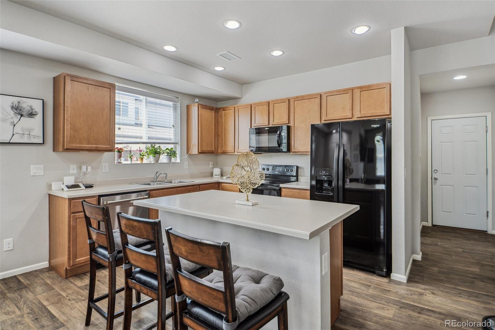 MLS Image #7 for 16019 e elk drive,denver, Colorado