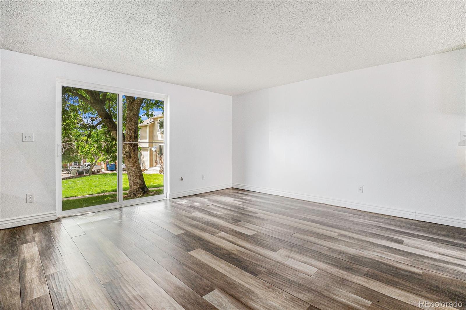 MLS Image #2 for 1534 s ouray circle,aurora, Colorado