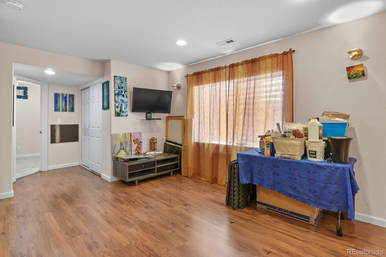 MLS Image #34 for 17332 e lake lane,aurora, Colorado