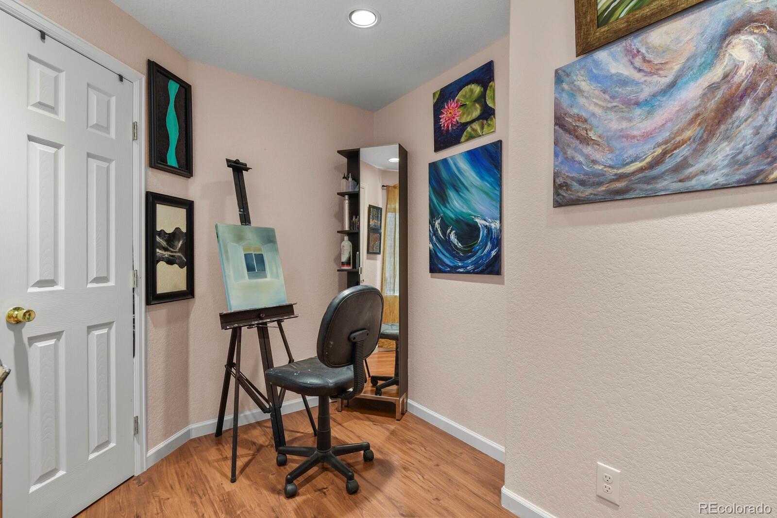 MLS Image #37 for 17332 e lake lane,aurora, Colorado