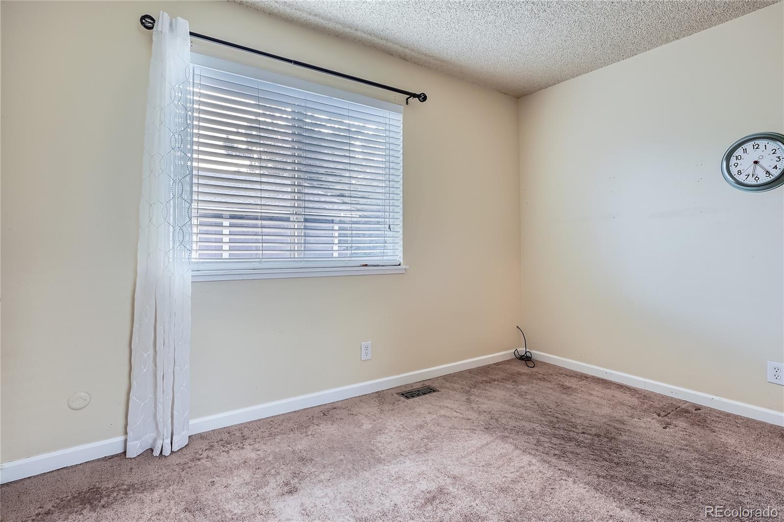 MLS Image #11 for 13343 e louisiana avenue,aurora, Colorado