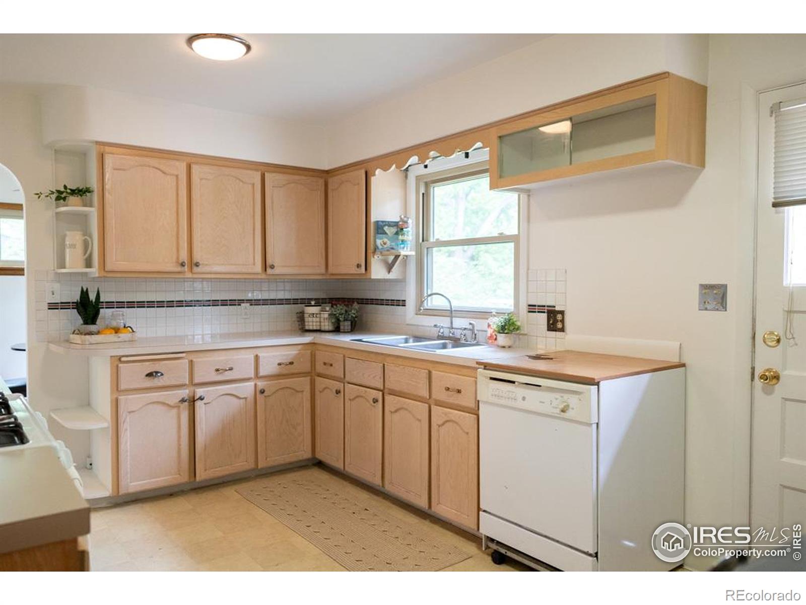 MLS Image #12 for 508 w 11th street,loveland, Colorado