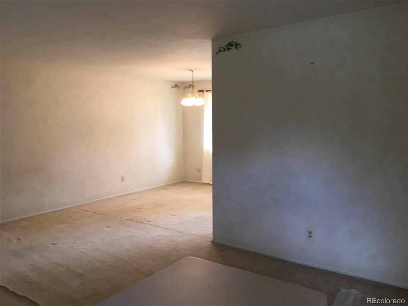 MLS Image #3 for 6411 w 82nd drive,arvada, Colorado