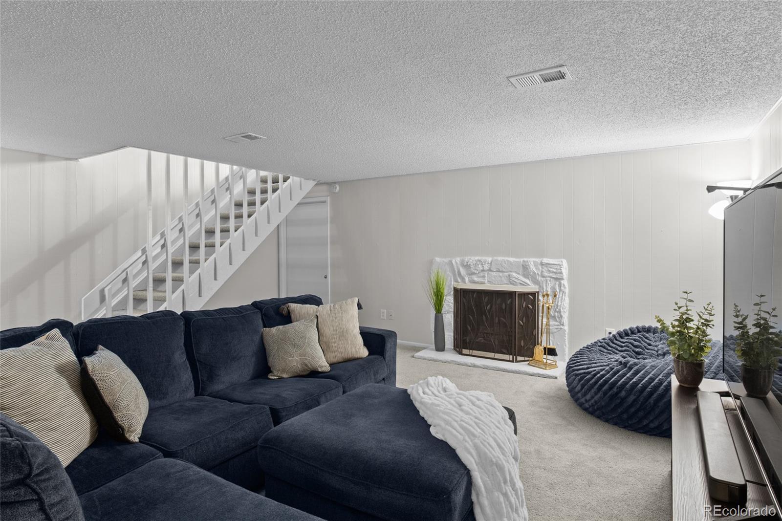 MLS Image #21 for 4262 e maplewood way,centennial, Colorado