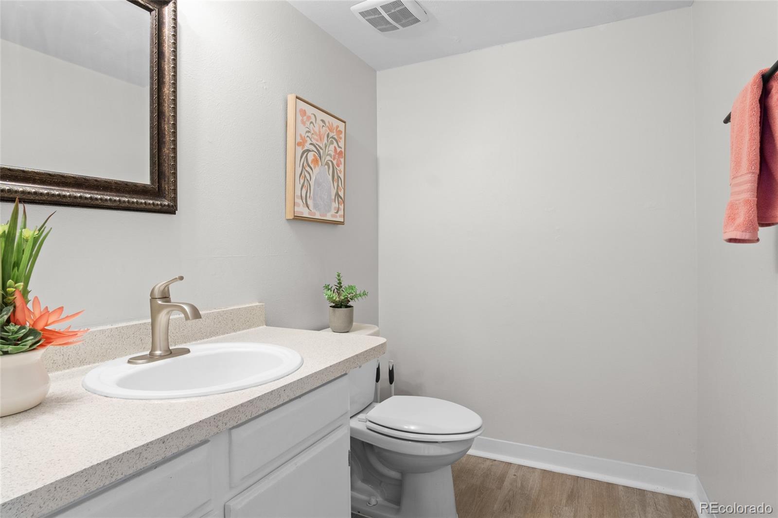MLS Image #6 for 4262 e maplewood way,centennial, Colorado