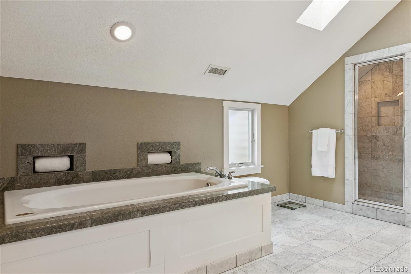 MLS Image #15 for 1526 s gaylord street,denver, Colorado