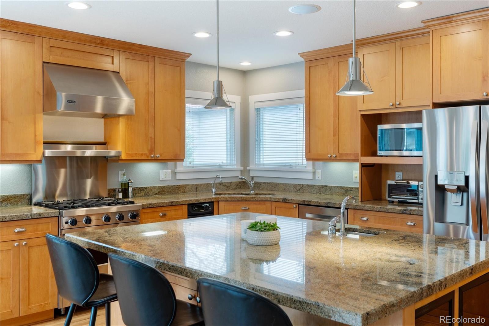 MLS Image #5 for 1526 s gaylord street,denver, Colorado