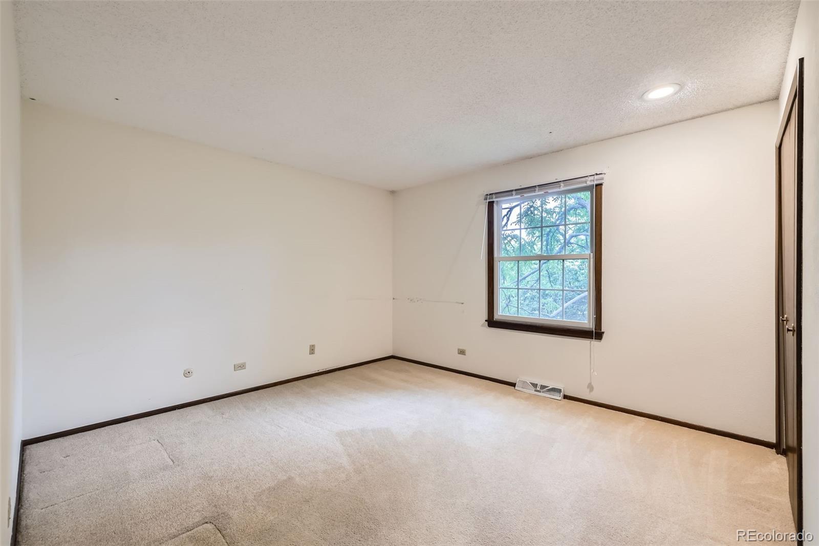 MLS Image #20 for 2556 s eagle circle,aurora, Colorado