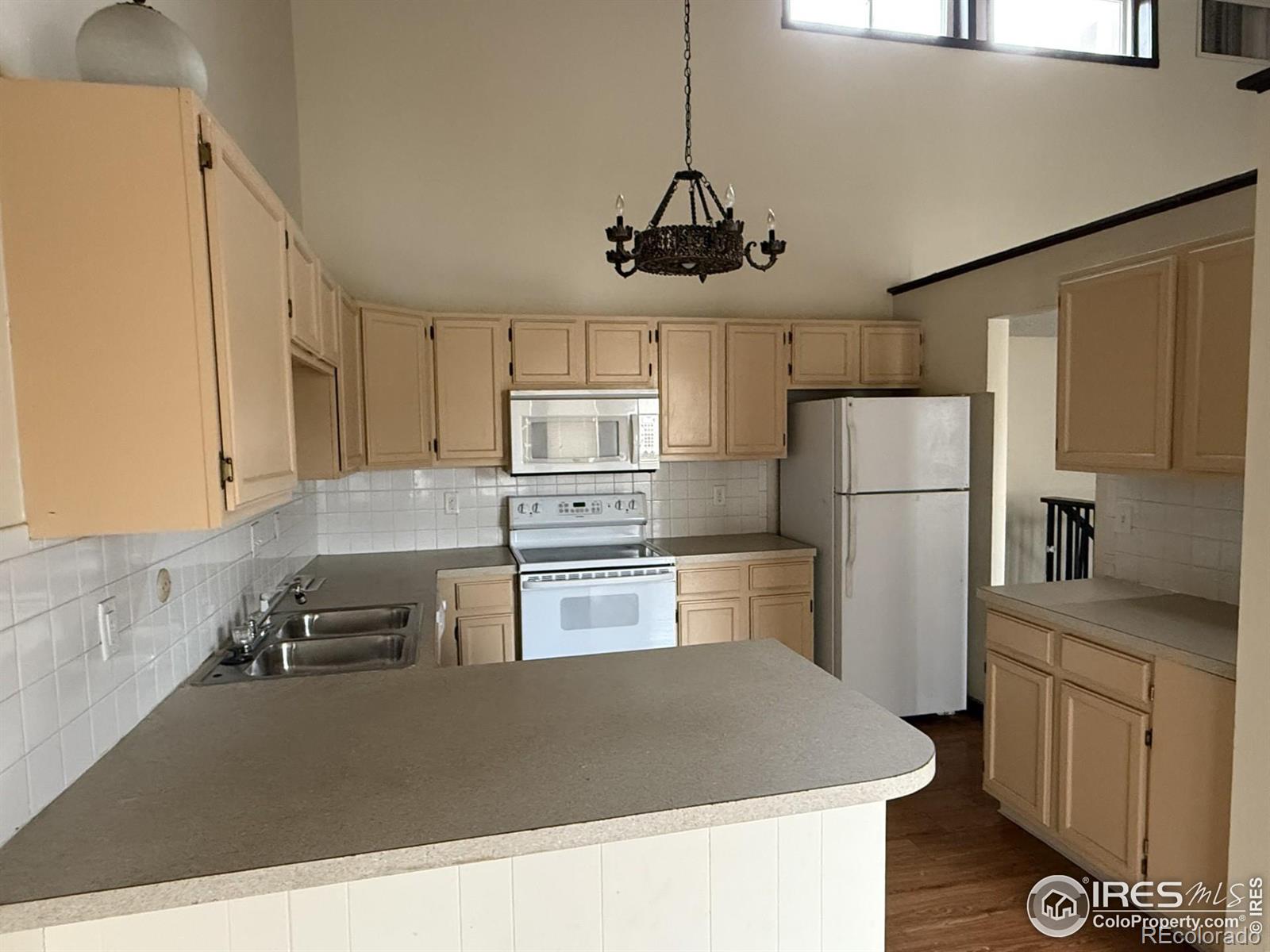 MLS Image #2 for 1943  meadow drive,longmont, Colorado