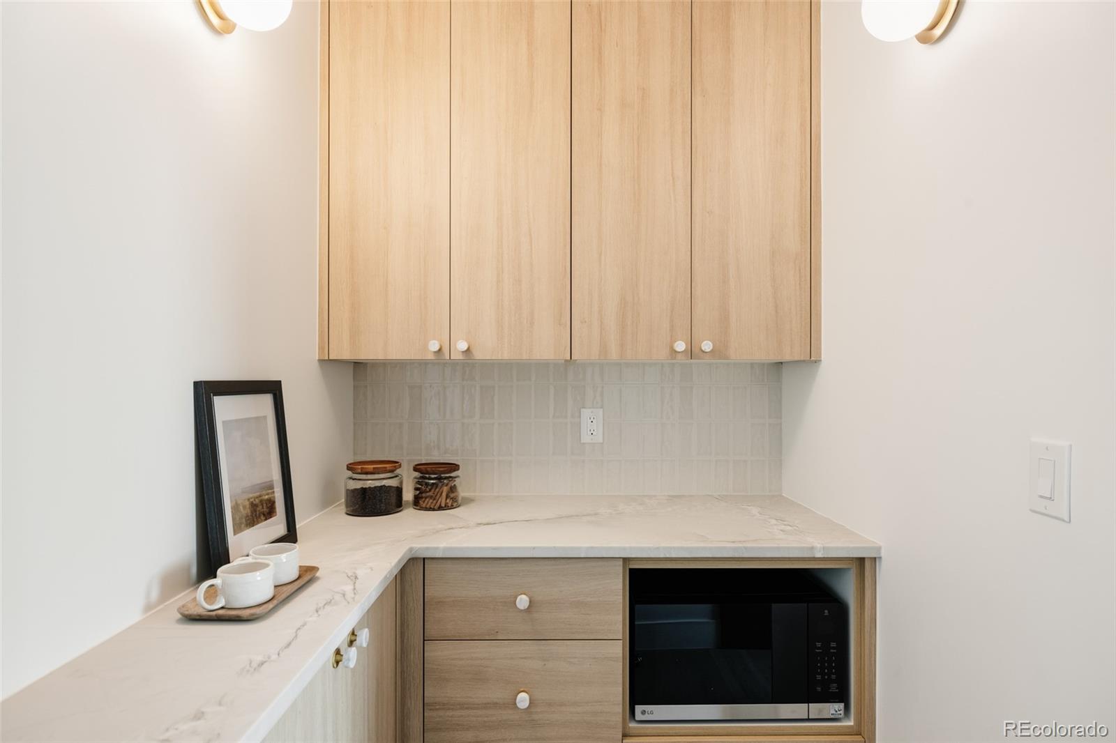 MLS Image #14 for 3932  kalamath street,denver, Colorado