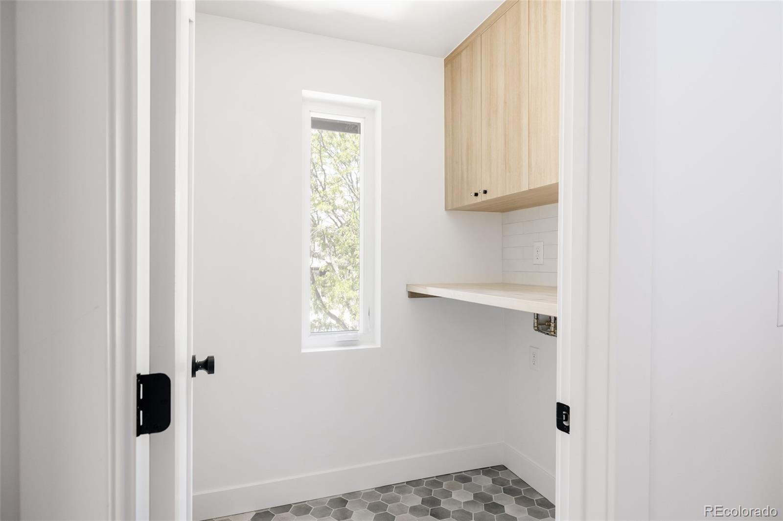 MLS Image #29 for 3932  kalamath street,denver, Colorado