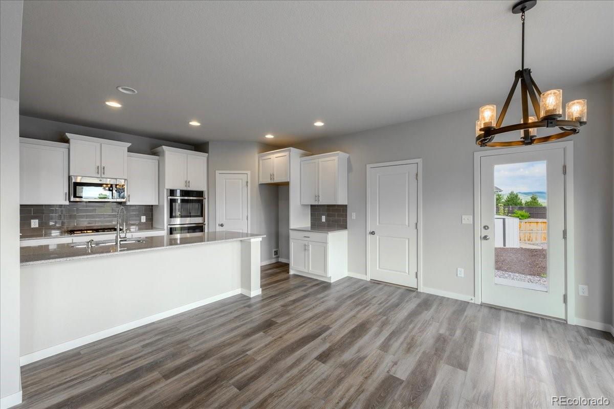 MLS Image #5 for 1711  lazear street,loveland, Colorado