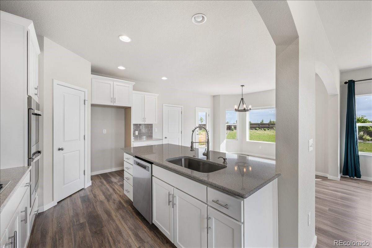 MLS Image #7 for 1711  lazear street,loveland, Colorado