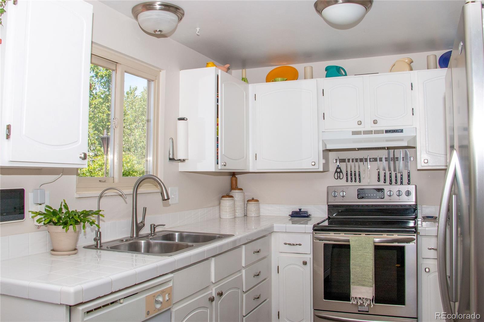 MLS Image #10 for 10911  tennyson court,westminster, Colorado