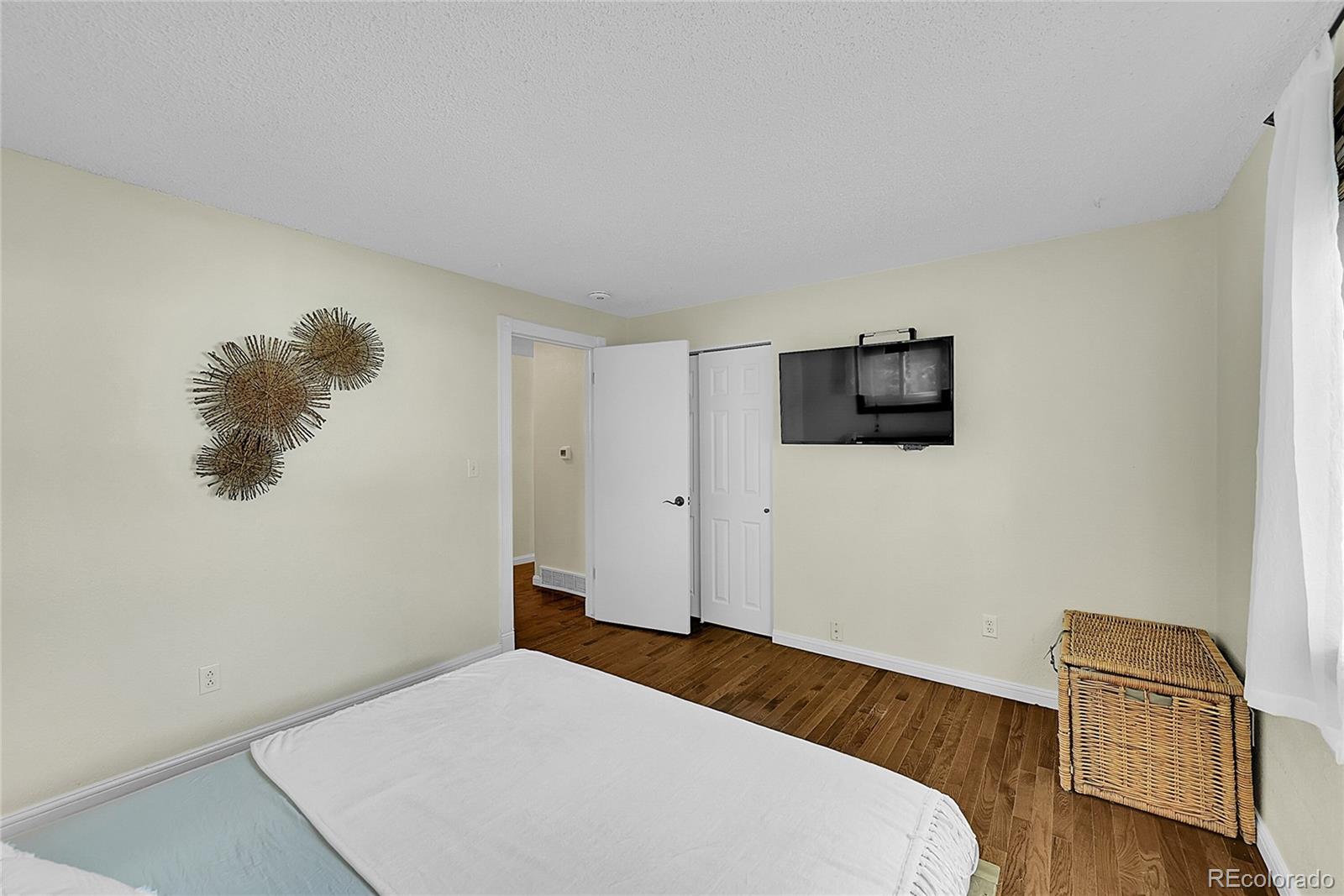 MLS Image #11 for 10224 w 68th way,arvada, Colorado