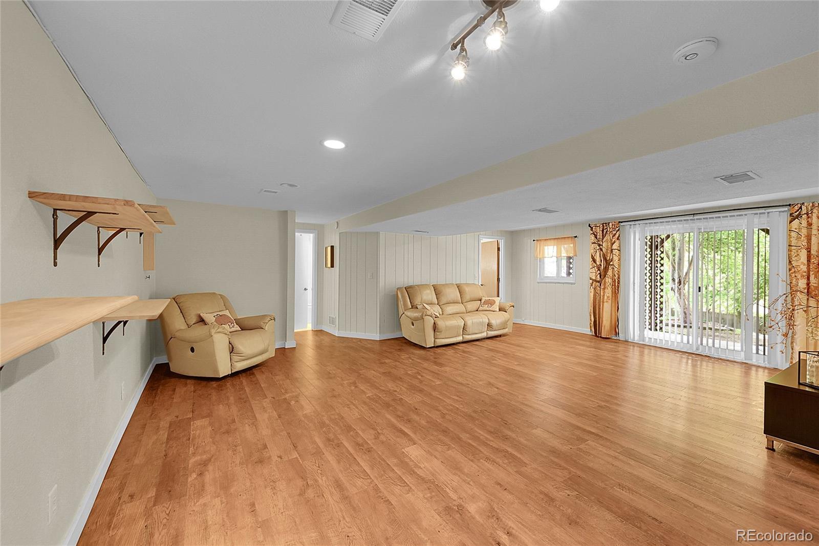 MLS Image #14 for 10224 w 68th way,arvada, Colorado