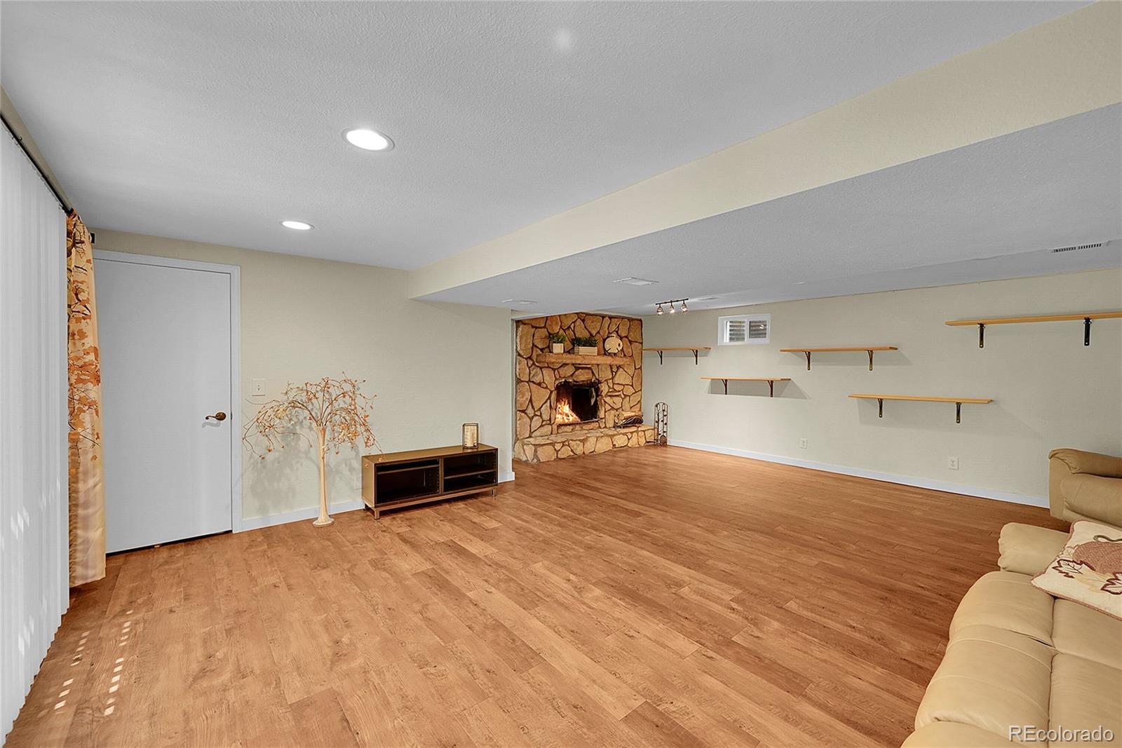 MLS Image #15 for 10224 w 68th way,arvada, Colorado
