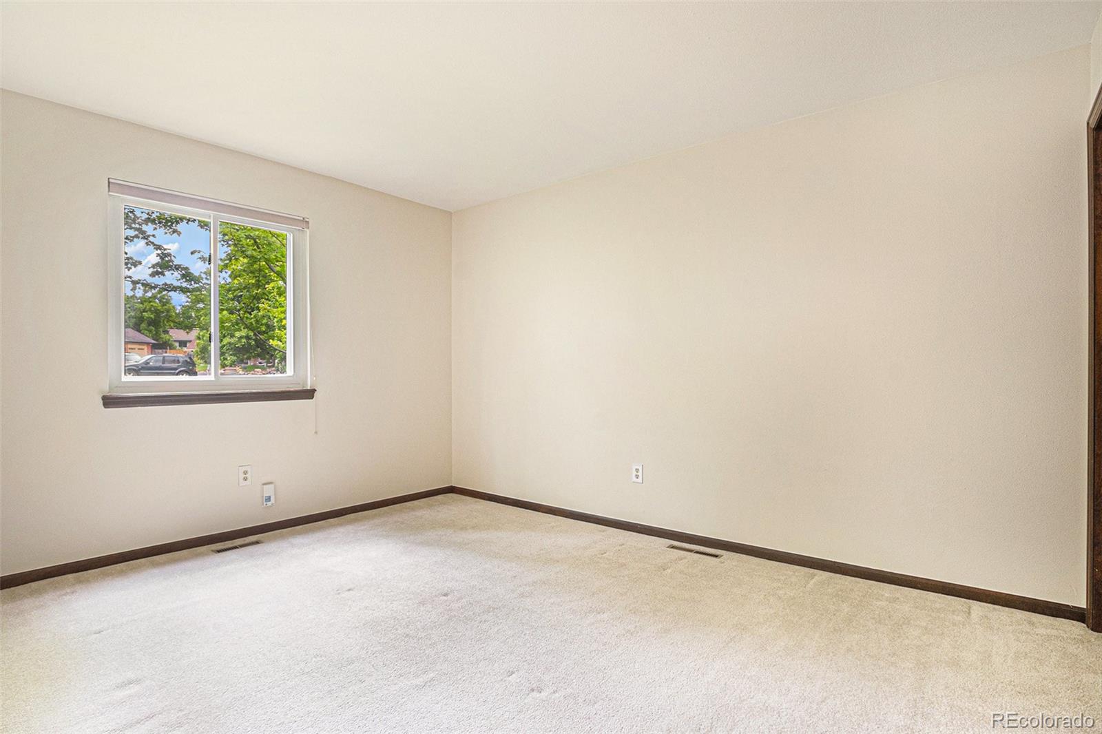 MLS Image #15 for 7582 s newport court,centennial, Colorado