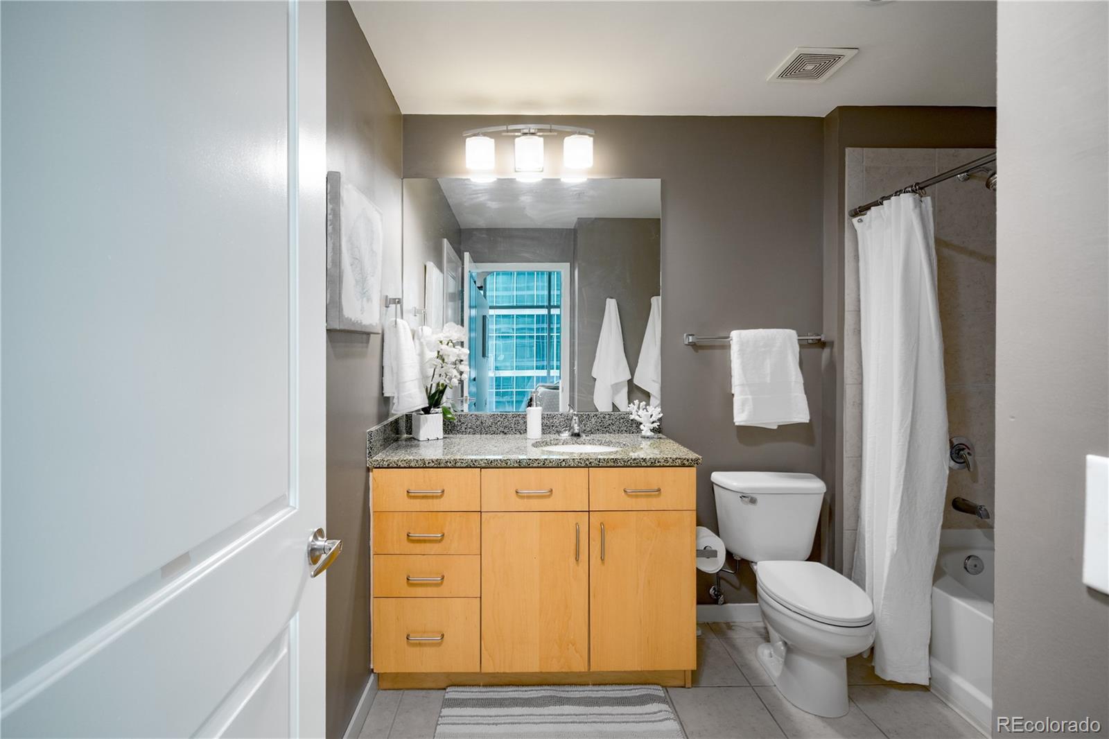 MLS Image #20 for 1700  bassett street,denver, Colorado