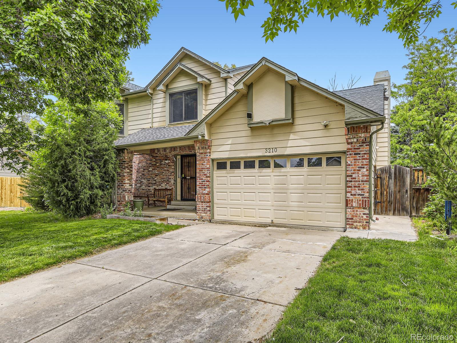 CMA Image for 3210 S Espana Circle,Aurora, Colorado