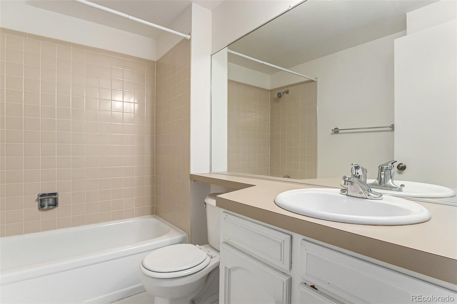 MLS Image #16 for 8236 e phillips place,centennial, Colorado