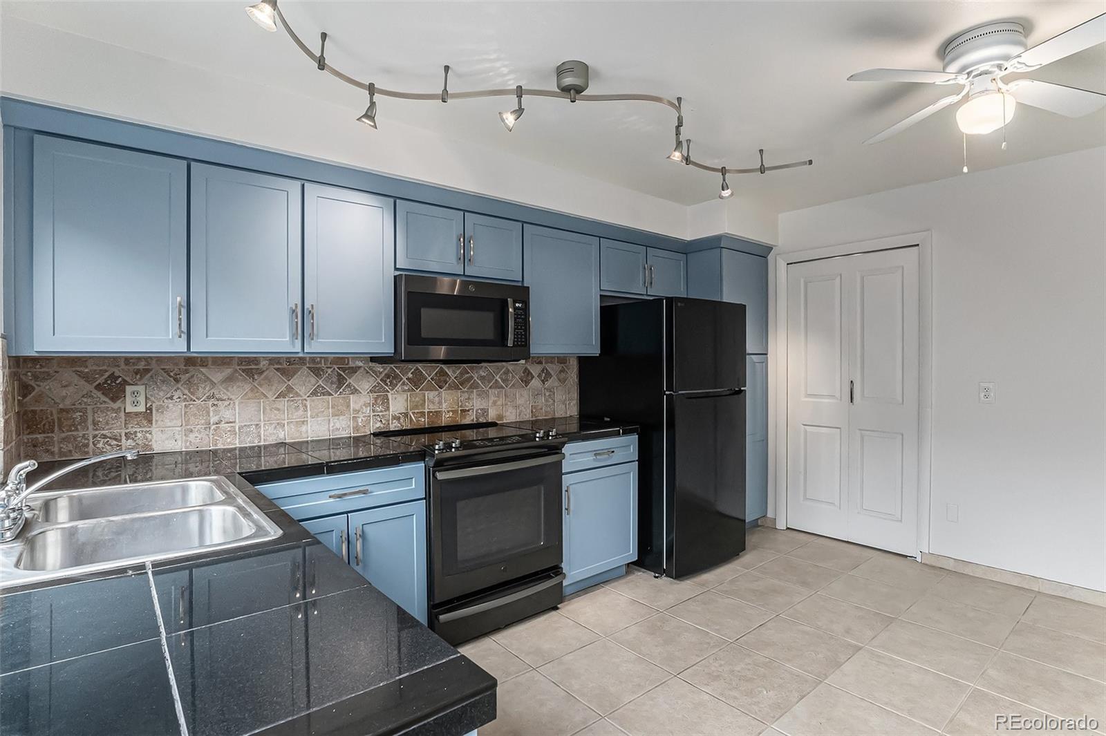 MLS Image #7 for 8236 e phillips place,centennial, Colorado