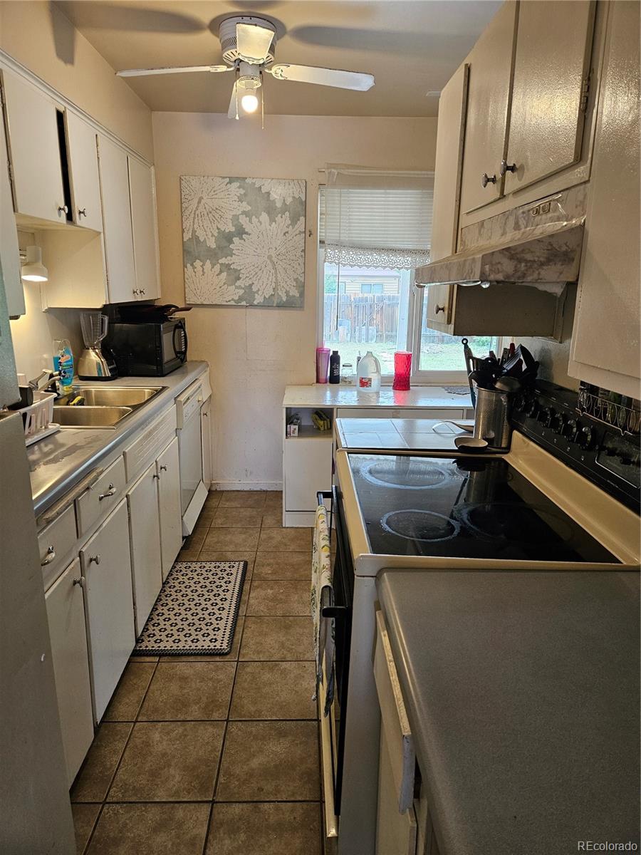 MLS Image #11 for 1233  lansing street,aurora, Colorado