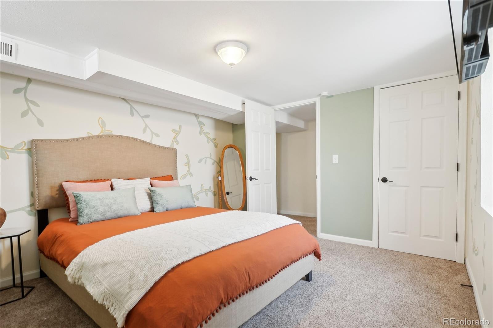 MLS Image #16 for 3285 s delaware street,englewood, Colorado