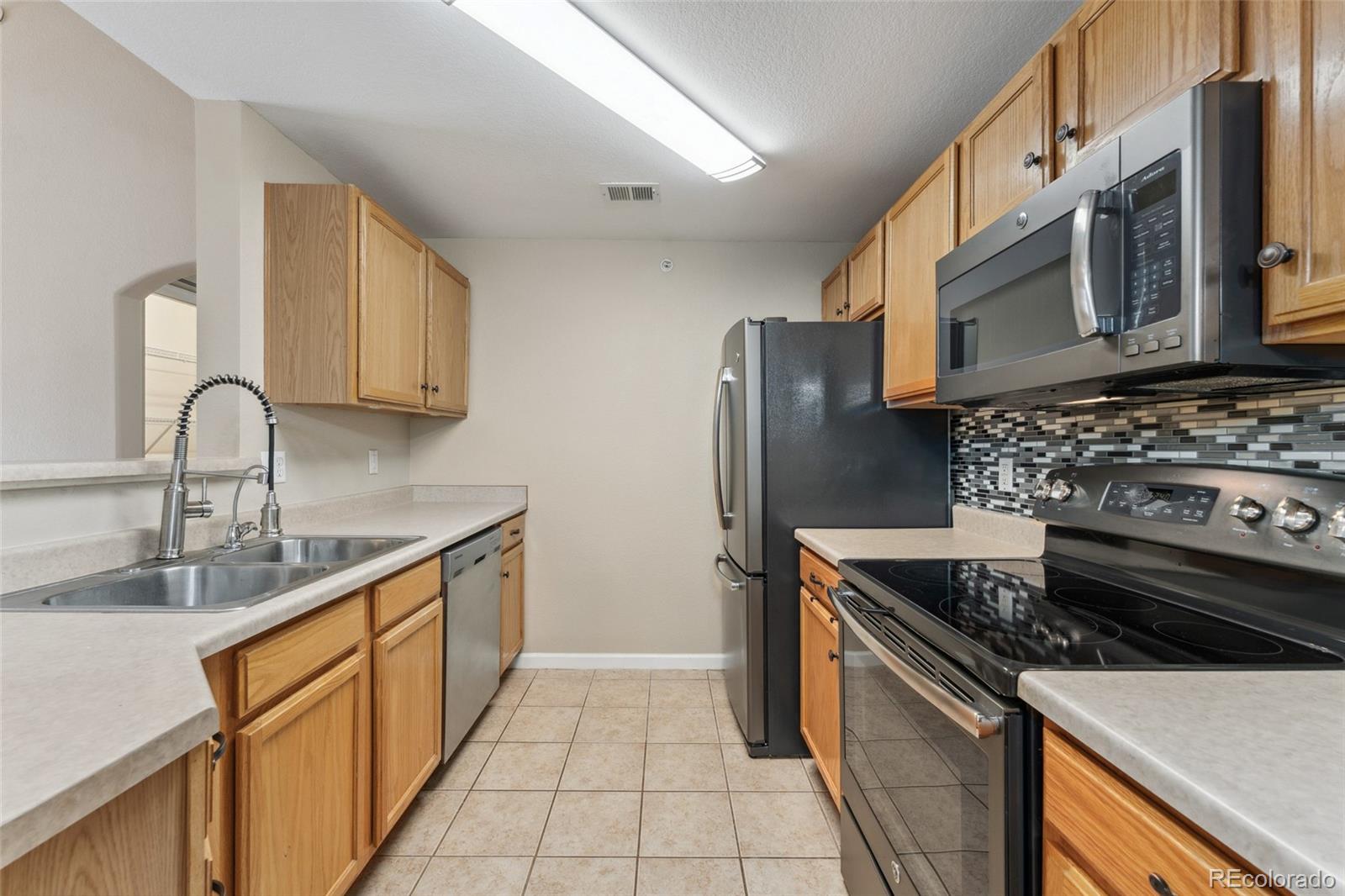 MLS Image #10 for 7440 s blackhawk street,englewood, Colorado