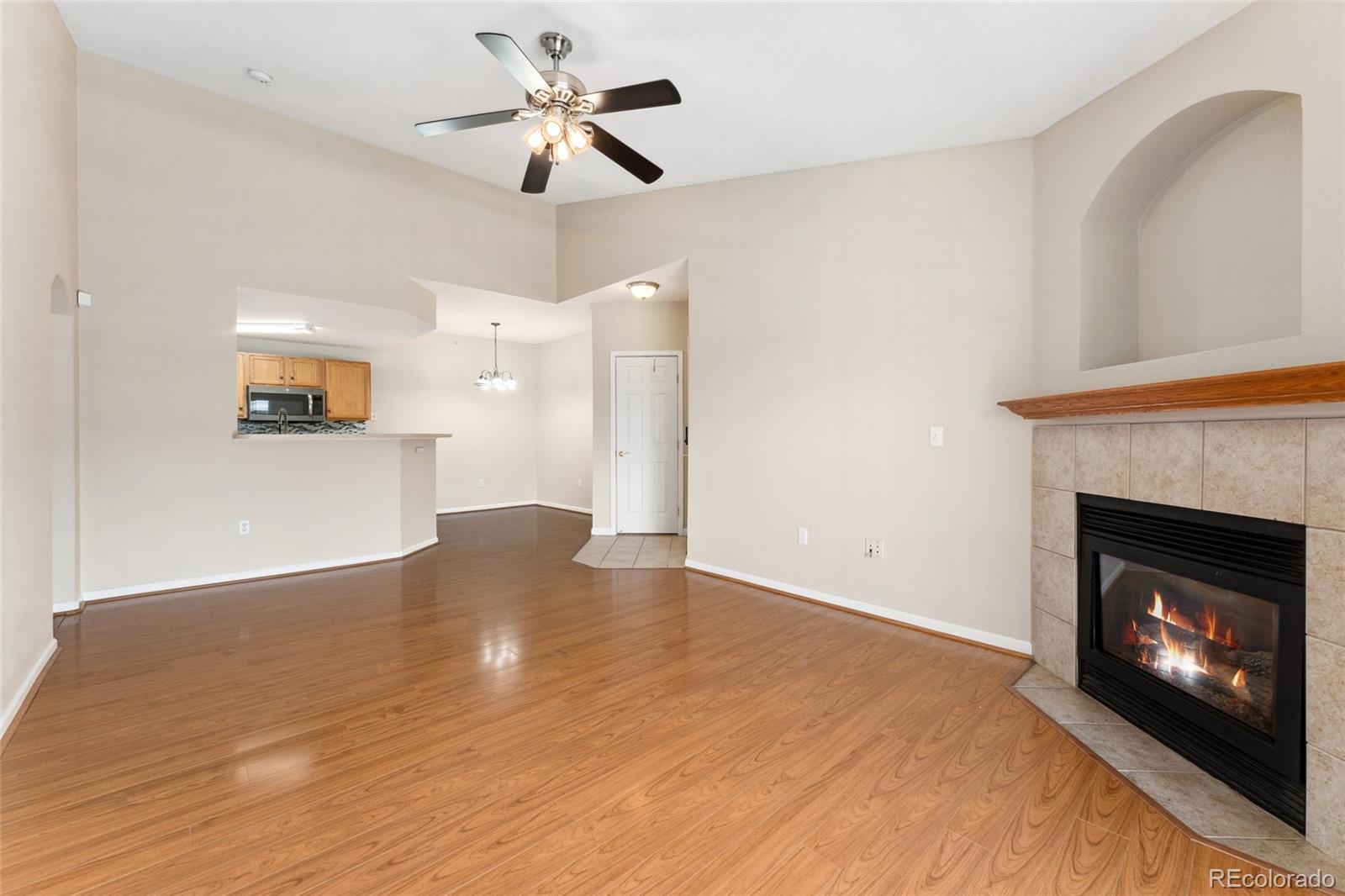 MLS Image #5 for 7440 s blackhawk street,englewood, Colorado