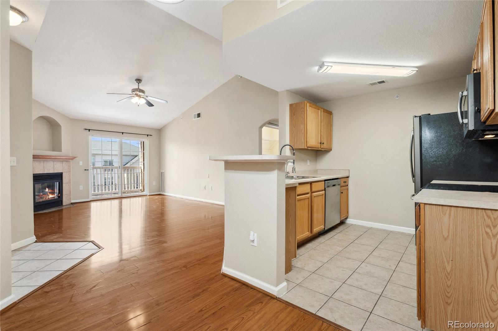 MLS Image #9 for 7440 s blackhawk street,englewood, Colorado