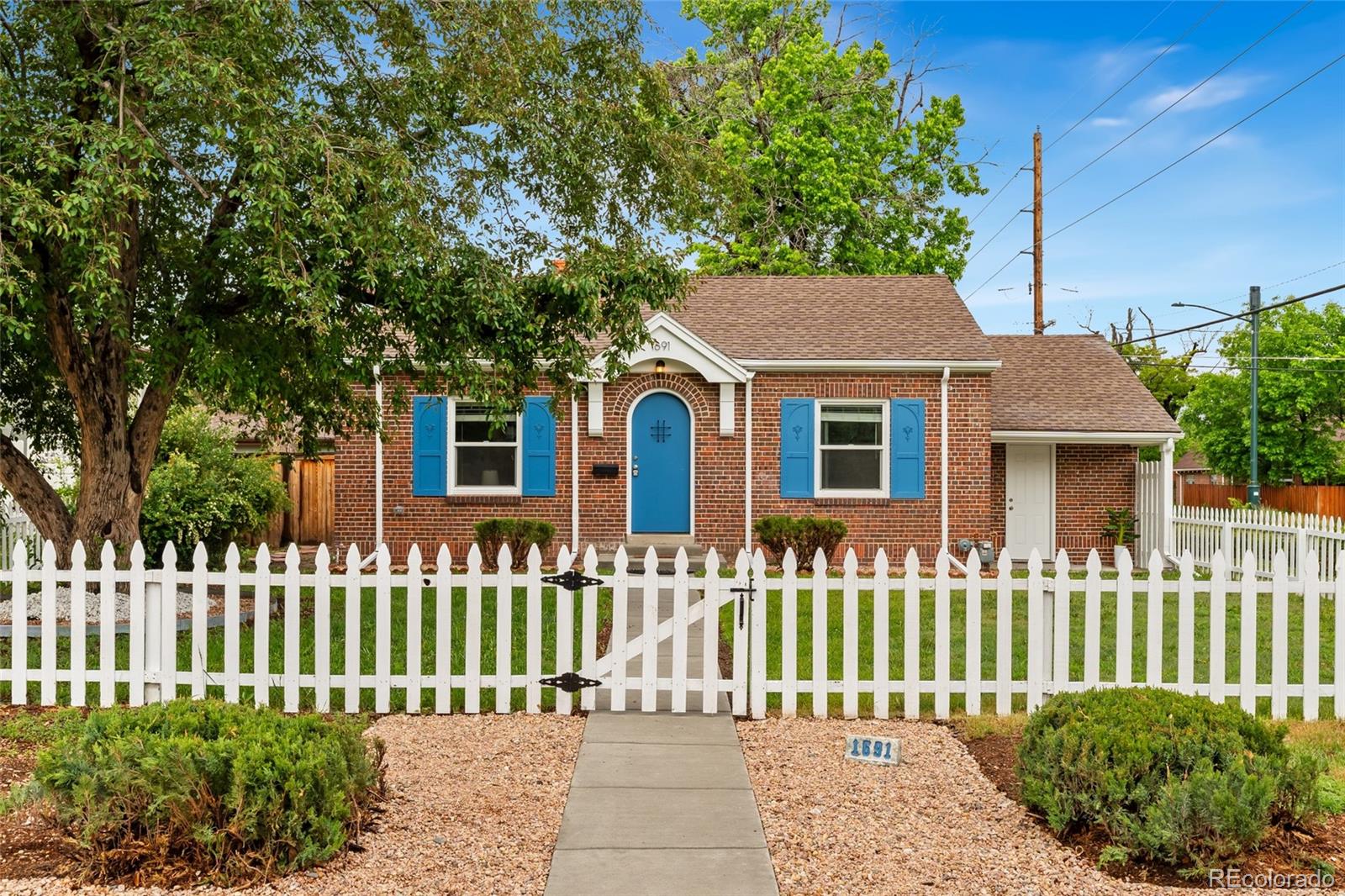 MLS Image #0 for 1691  roslyn street,denver, Colorado