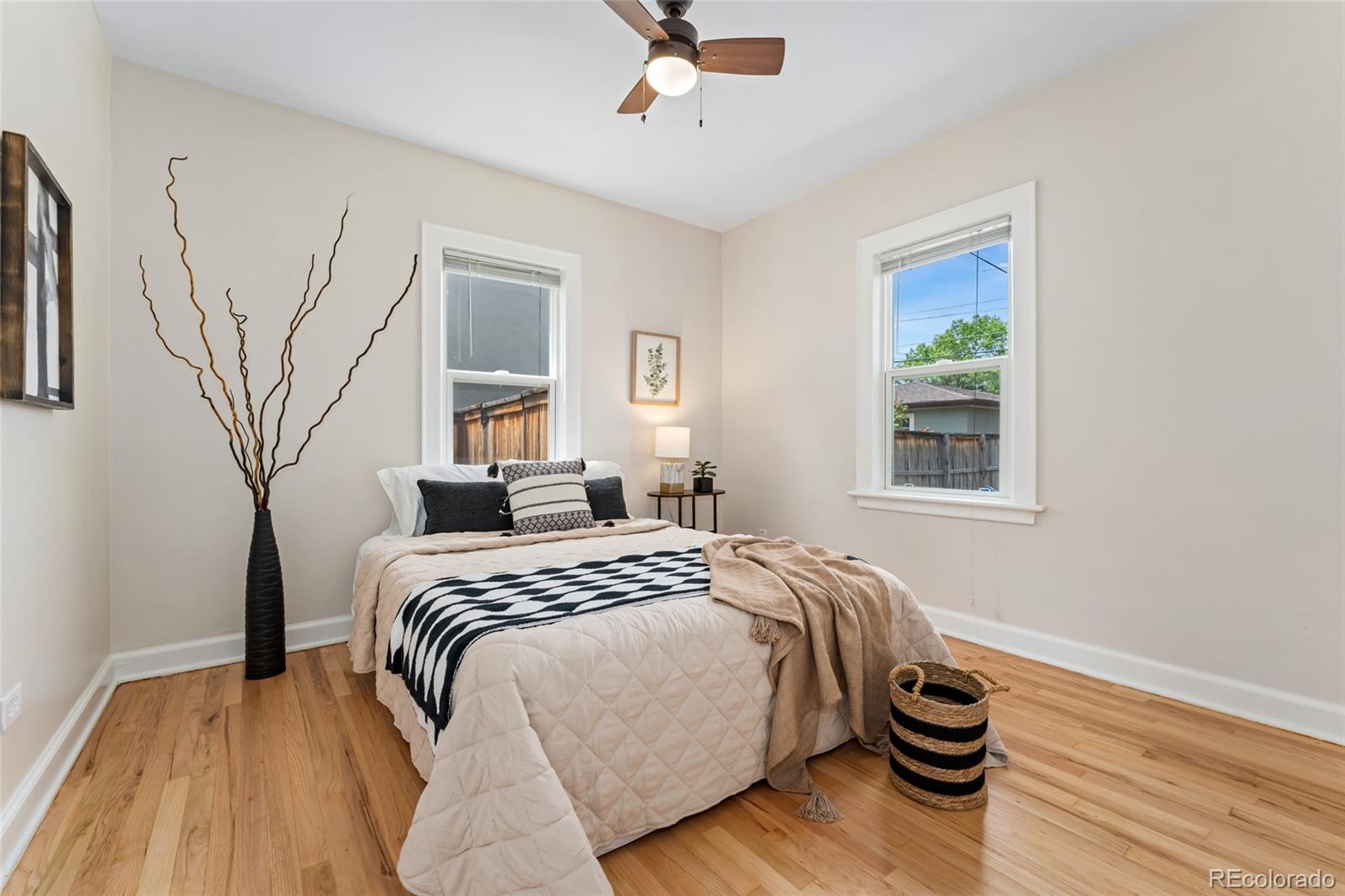 MLS Image #18 for 1691  roslyn street,denver, Colorado