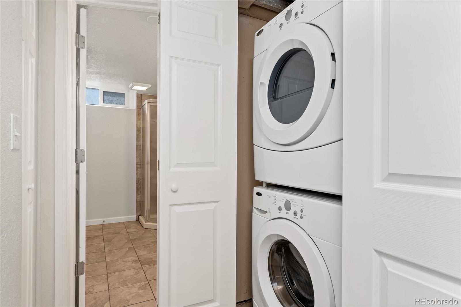 MLS Image #25 for 1691  roslyn street,denver, Colorado