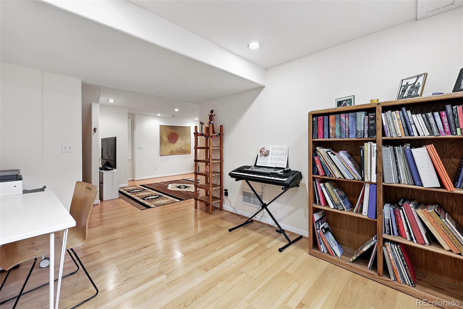 MLS Image #26 for 823  timothy drive,longmont, Colorado