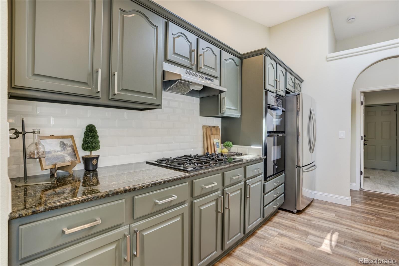 MLS Image #14 for 40  wuthering heights drive,colorado springs, Colorado
