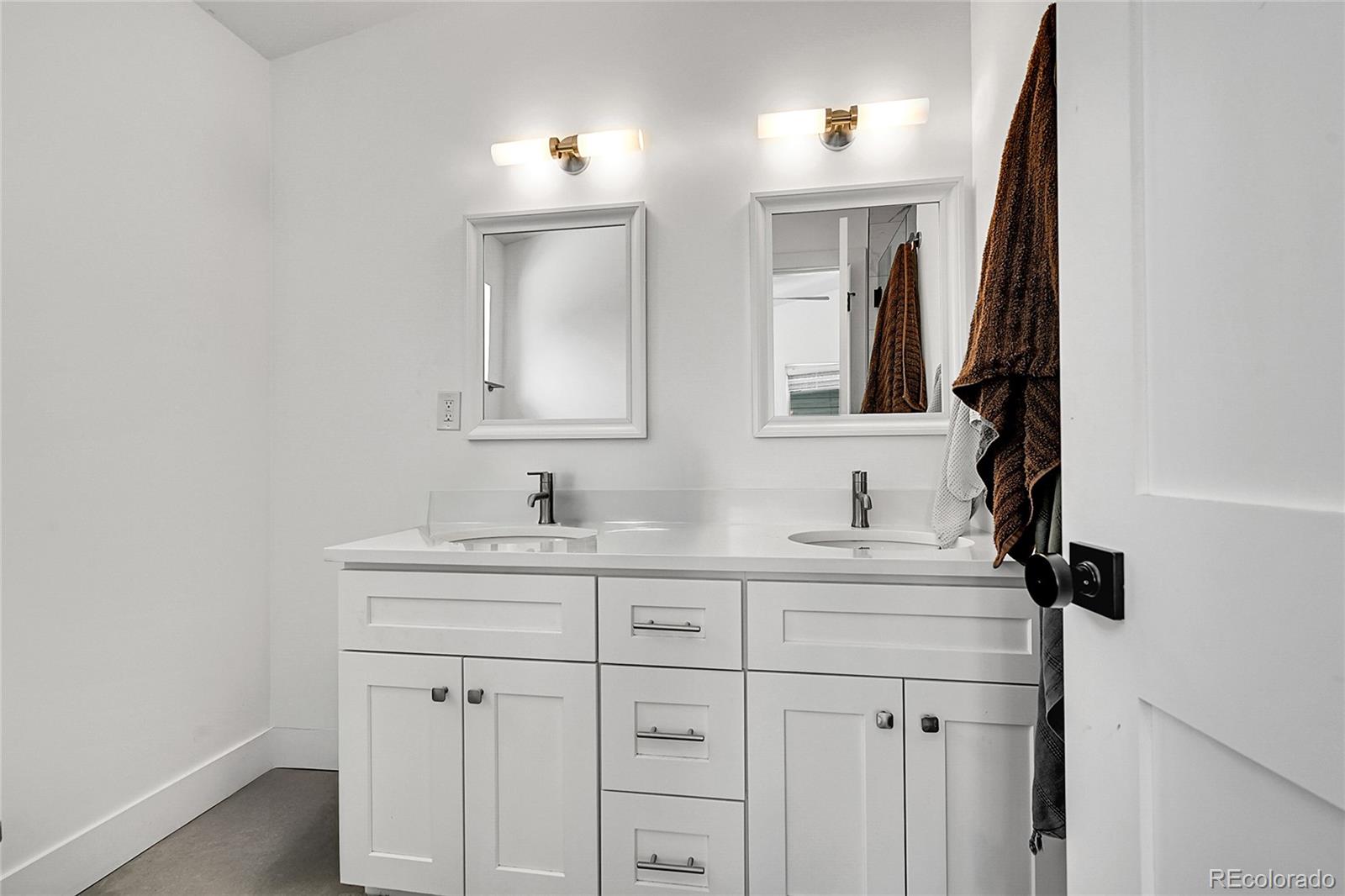MLS Image #45 for 2143 s acoma street,denver, Colorado