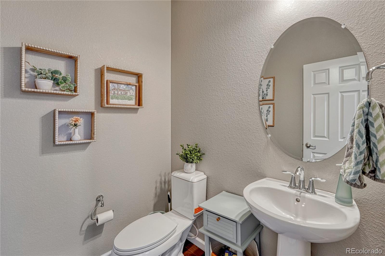 MLS Image #13 for 23957 e rocky top avenue,aurora, Colorado