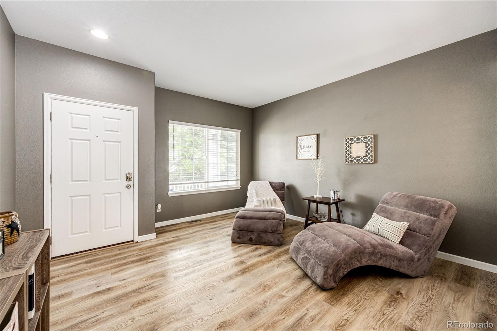 MLS Image #5 for 5794 s yakima way,aurora, Colorado
