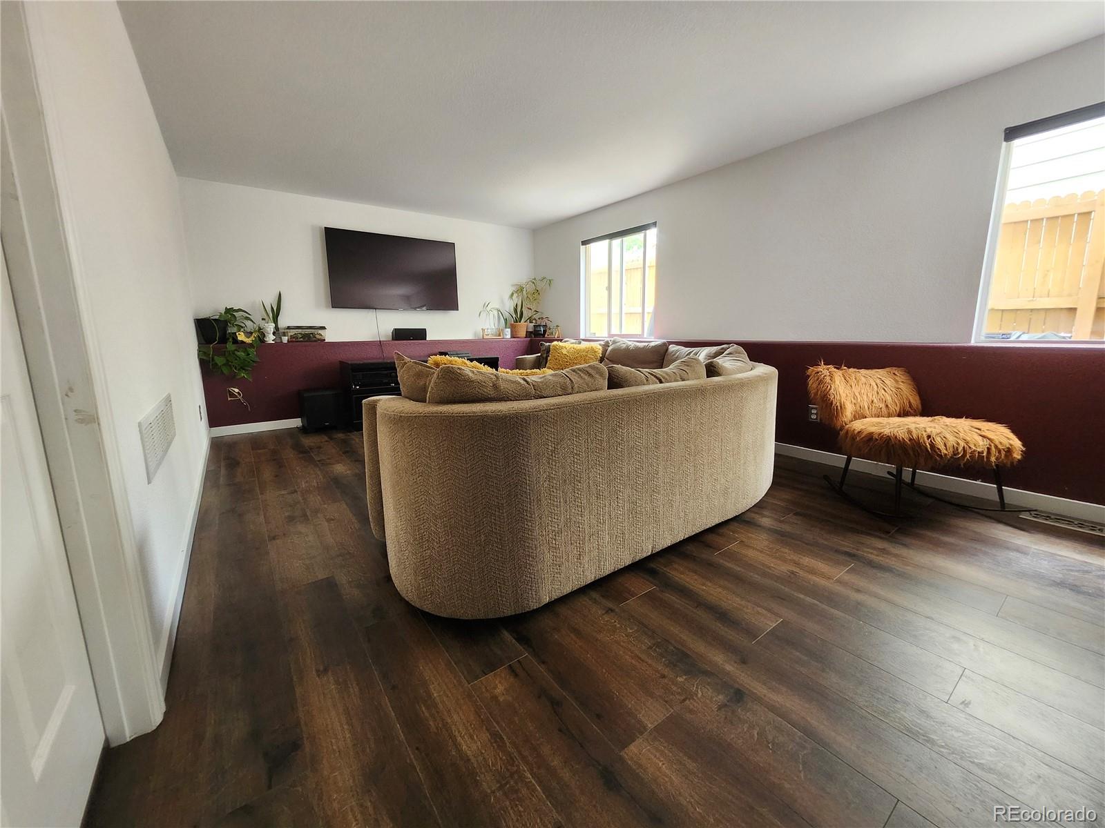 MLS Image #14 for 21924 e lake avenue,aurora, Colorado