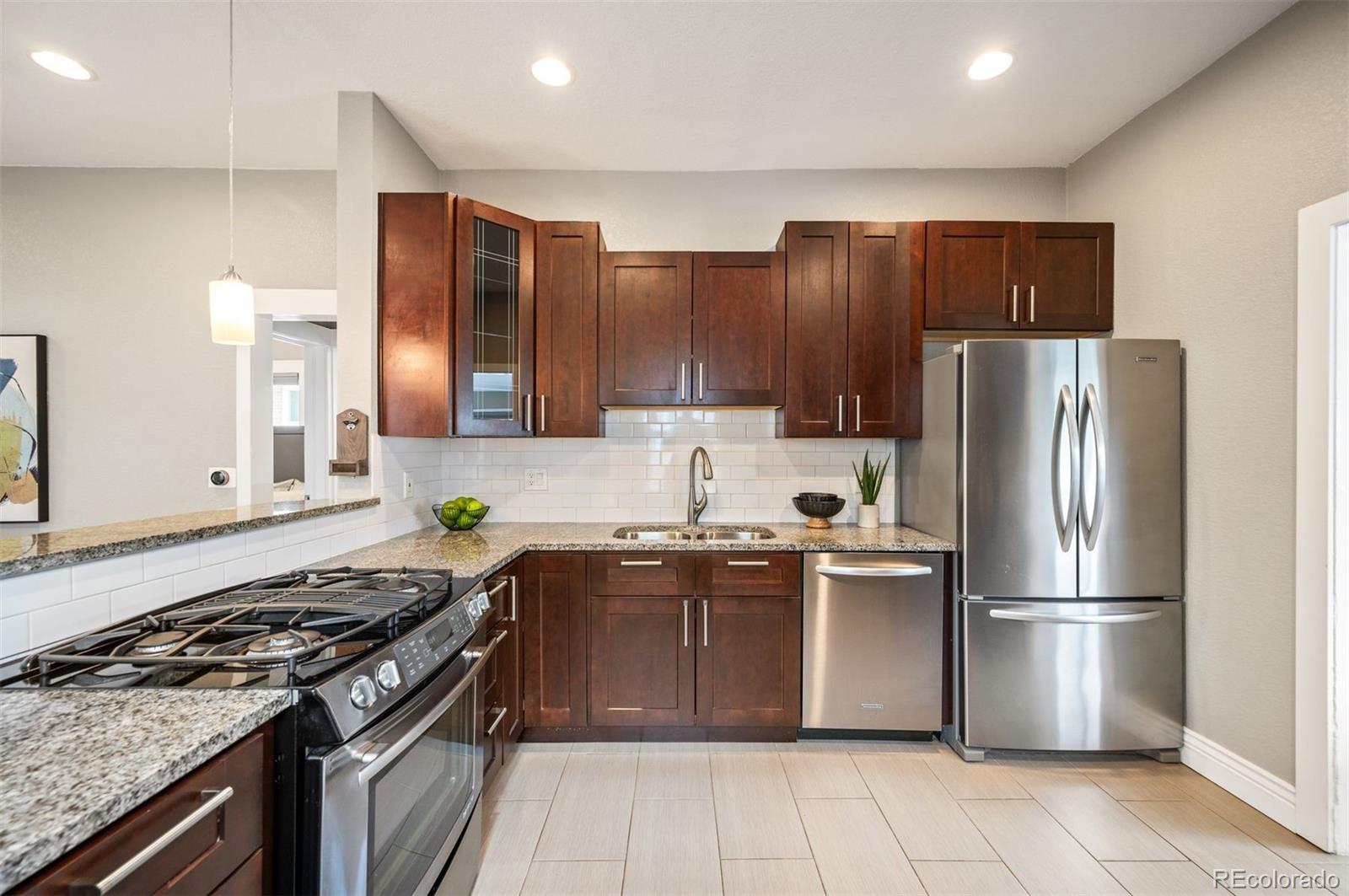 MLS Image #11 for 1532  meade street,denver, Colorado