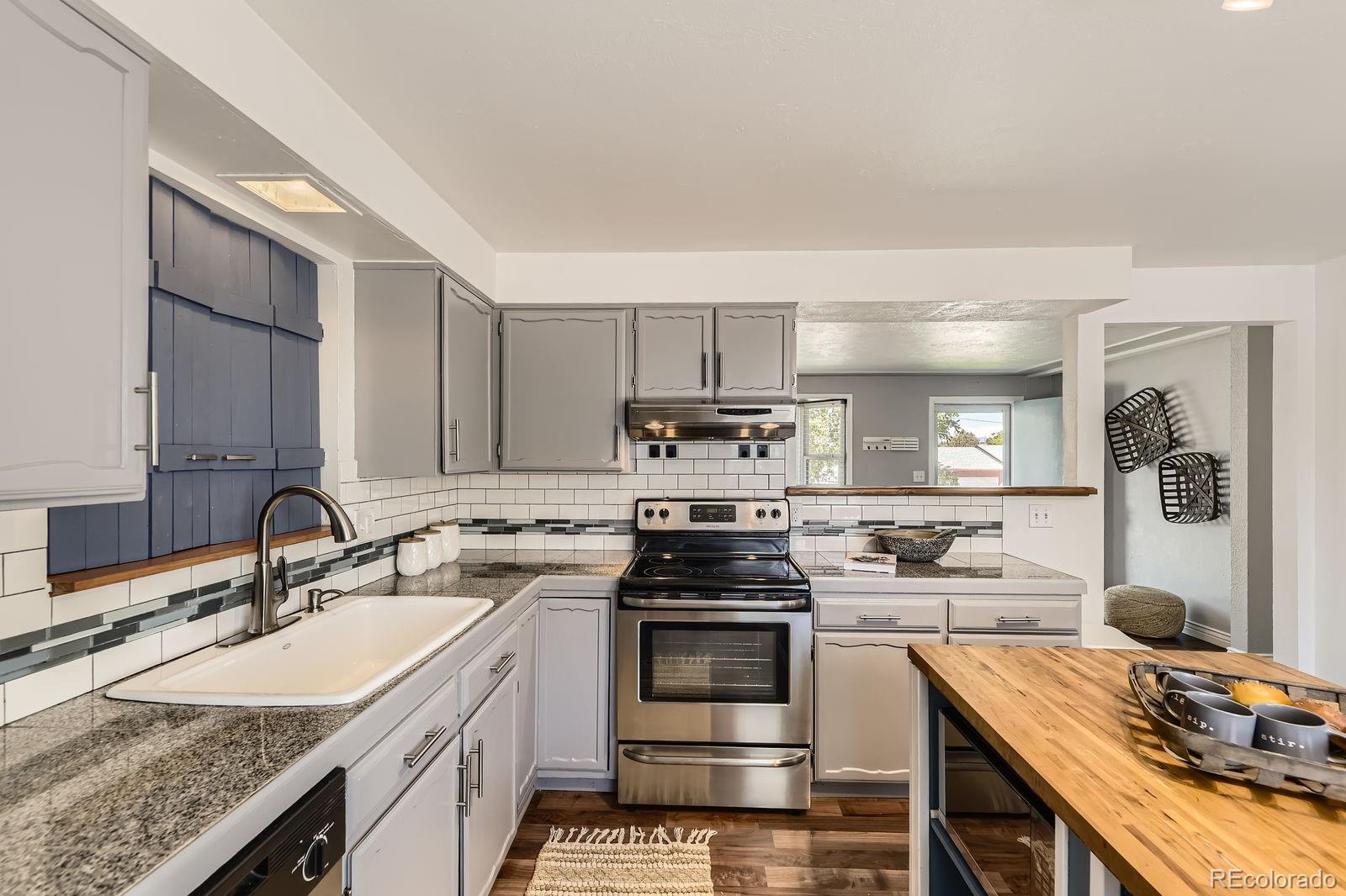 MLS Image #5 for 8258  cherokee street,denver, Colorado